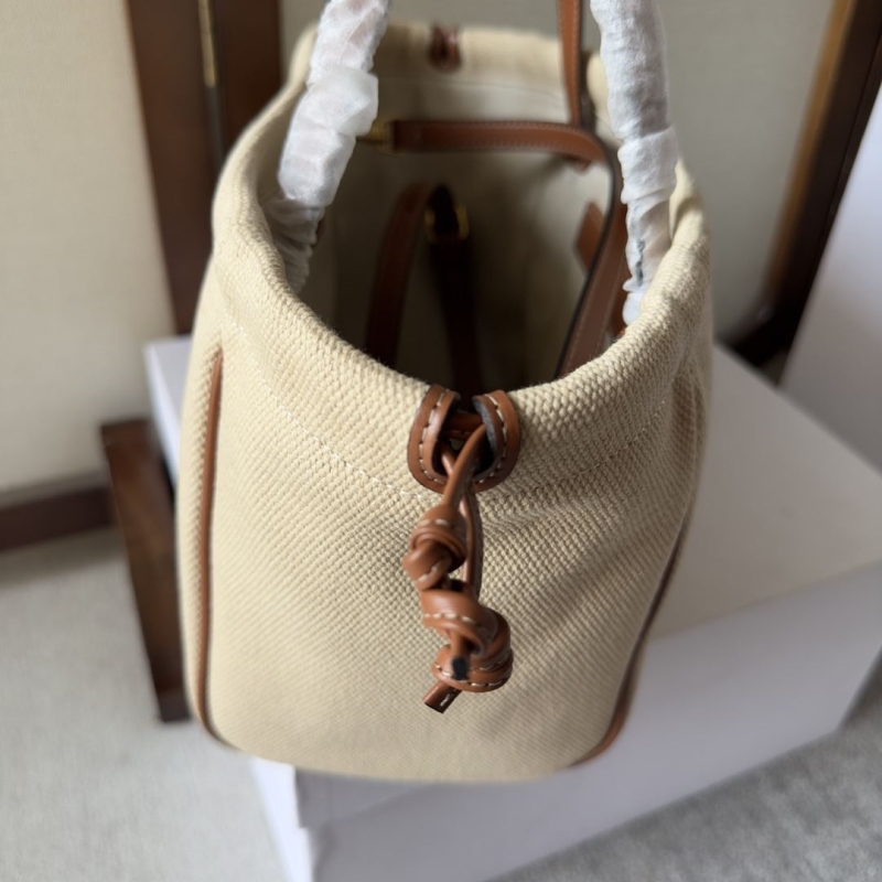 Ce1i*e cabas bags